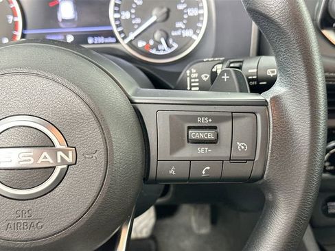Used 2024 Nissan Rogue S image 20