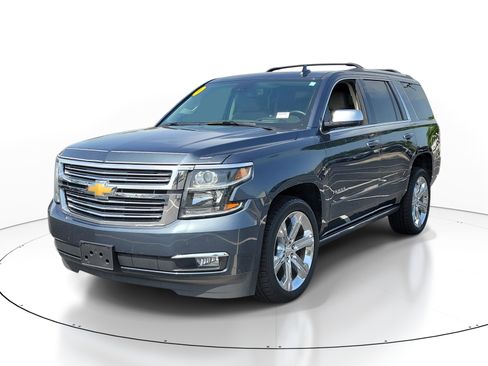 Used 2020 Chevrolet Tahoe Premier w/ Max Trailering Package AWD/4WD image 3