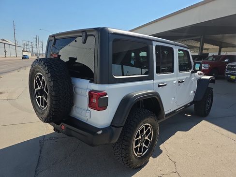 New 2025 Jeep Wrangler Unlimited Rubicon w/ Steel Bumper Group image 5