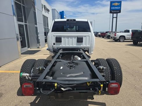 New 2026 RAM 3500 Big Horn w/ Laramie Trim Package AWD/4WD image 9