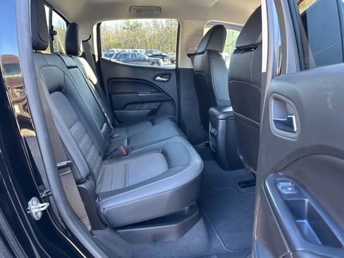 Used 2022 GMC Canyon AT4 image 25