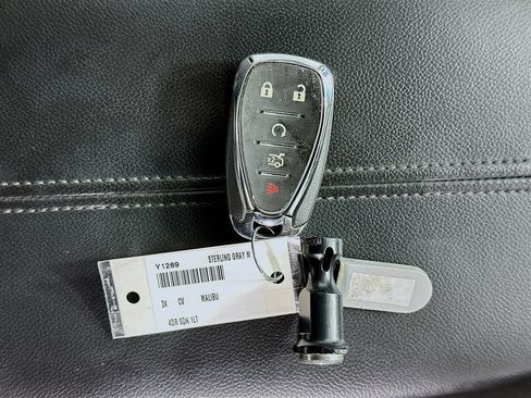 Used 2024 Chevrolet Malibu LT FWD image 35