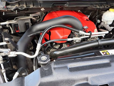 Used 2018 RAM 1500 Express image 33