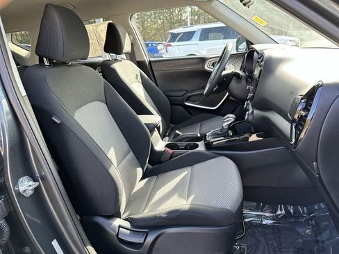 Used 2025 Kia Soul S FWD image 25