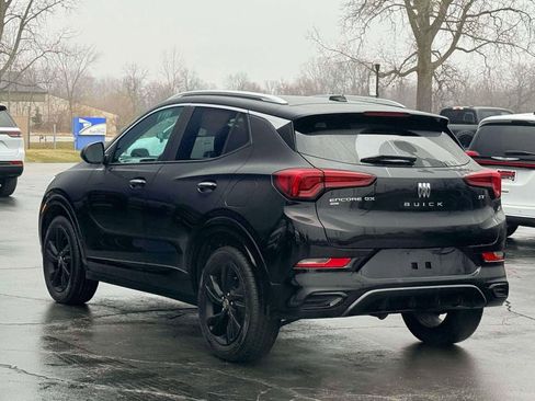 Used 2024 Buick Encore GX Sport Touring image 9