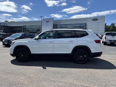 Used 2023 Volkswagen Atlas SE AWD/4WD image 4