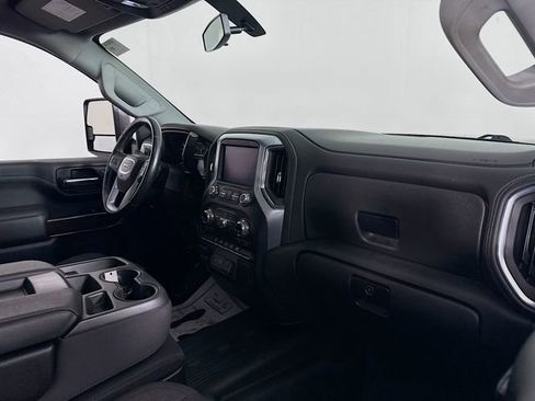 Used 2022 GMC Sierra 3500 SLE w/ SLE Value Package image 27