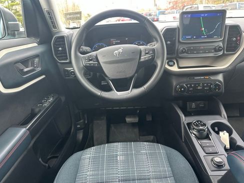 Used 2024 Ford Bronco Sport Heritage w/ Heritage Convenience Package AWD/4WD image 17