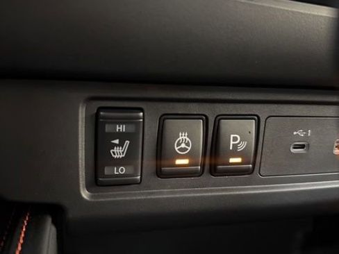 Certified 2026 Nissan Frontier PRO-4X w/ Pro Premium Package AWD/4WD image 11