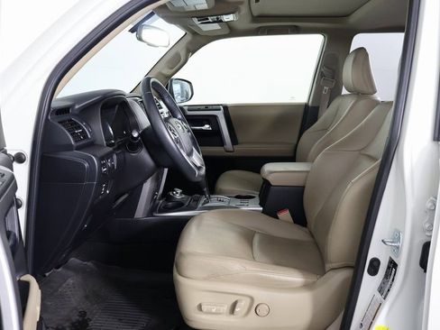 Used 2019 Toyota 4Runner Limited w/ Wilderness Package AWD/4WD image 10