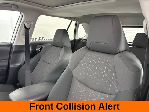Used 2023 Toyota RAV4 XLE w/ Convenience Package FWD image 14