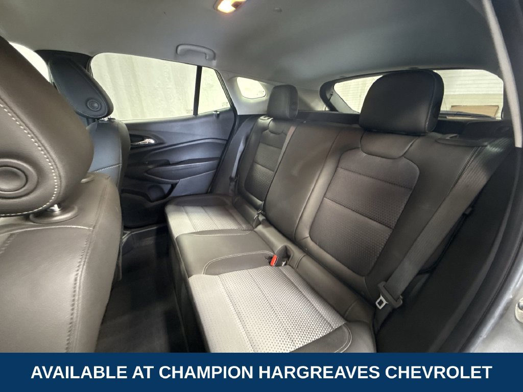Certified 2024 Chevrolet Trax LT FWD image 33