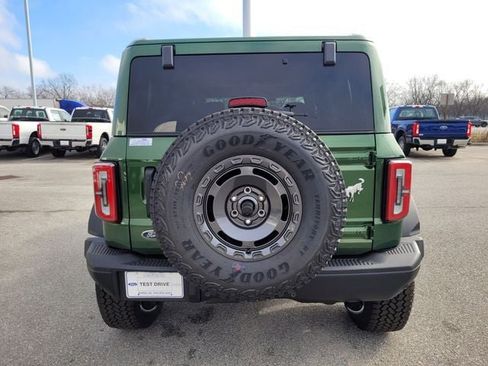 New 2025 Ford Bronco Badlands w/ Sasquatch Package AWD/4WD image 40