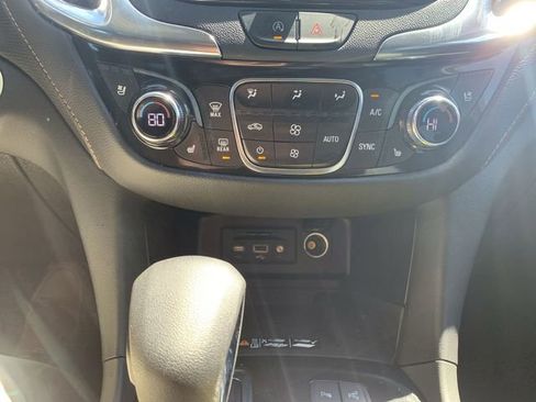 Certified 2023 Chevrolet Equinox Premier AWD/4WD image 18