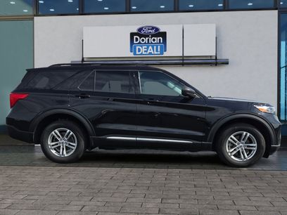 Certified 2023 Ford Explorer XLT w/ Equipment Group 202A