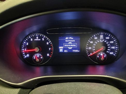 Used 2019 Kia Sorento LX image 23