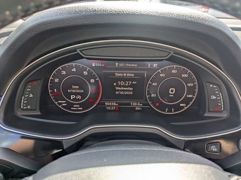 Used 2017 Audi Q7 3.0T Prestige w/ Prestige Package AWD/4WD image 37