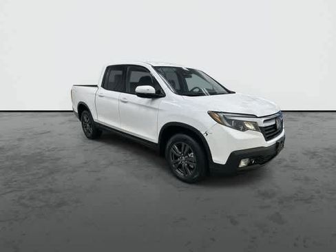 Used 2020 Honda Ridgeline Sport image 5