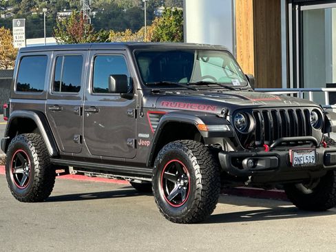 Used 2020 Jeep Wrangler Unlimited Rubicon w/ Quick Order Package 28Y Recon image 9