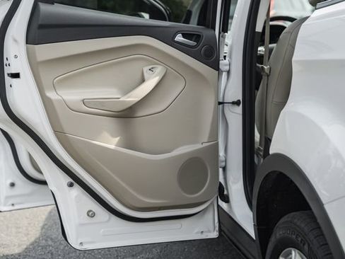 Used 2017 Ford Escape Titanium FWD image 36