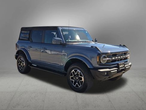 Used 2023 Ford Bronco Outer Banks image 8