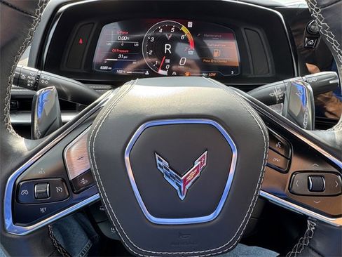 Used 2025 Chevrolet Corvette Stingray image 23