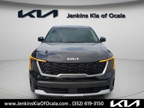 New 2026 Kia Sorento LX image 8