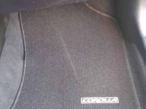 Used 2019 Toyota Corolla LE FWD image 34