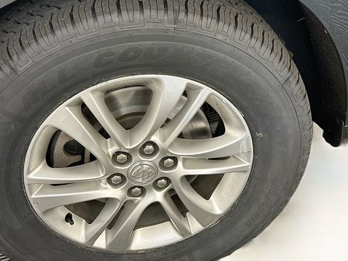 Used 2019 Buick Enclave Essence AWD/4WD image 38
