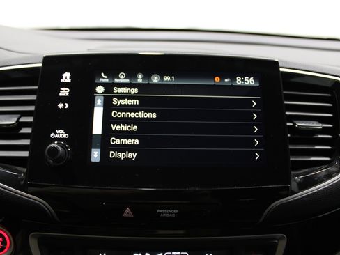 Used 2021 Honda Pilot Touring image 15