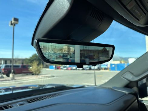 Used 2024 Chevrolet Silverado 2500 High Country w/ High Country Premium Package AWD/4WD image 36