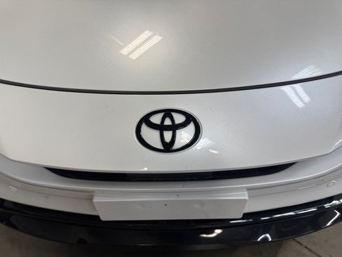 Certified 2026 Toyota Prius Plug-In Hybrid FWD image 23
