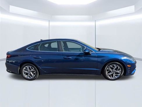 Used 2020 Hyundai Sonata SEL w/ Premium + Sunroof Package FWD image 3