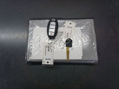 Used 2023 Nissan Frontier Pro-X w/ Pro-X Premium Package image 17