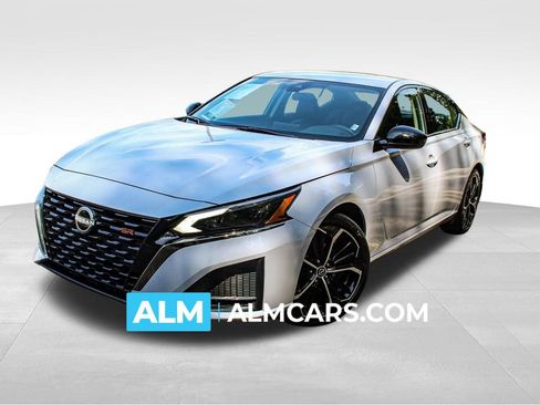Used 2025 Nissan Altima 2.5 SR FWD image 1