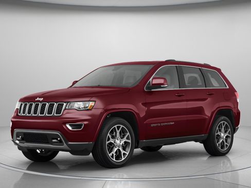 Used 2018 Jeep Grand Cherokee Altitude RWD image 1