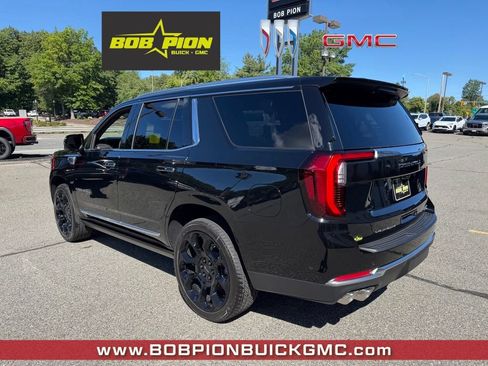 New 2026 GMC Yukon Denali w/ Denali Reserve Package AWD/4WD image 3