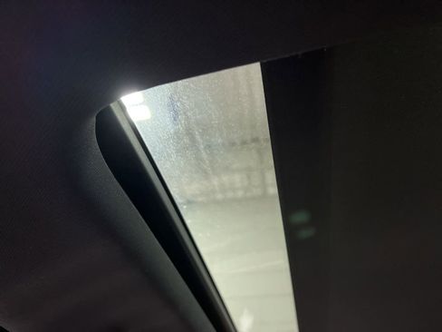 Used 2023 Volkswagen Atlas Cross Sport SE w/ Panoramic Sunroof Package image 23