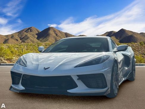 Used 2020 Chevrolet Corvette Stingray Preferred Cpe w/ 2LT Preferred Equipment Group RWD image 2