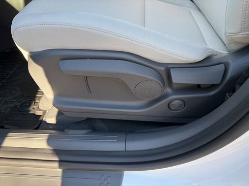 New 2026 Hyundai Santa Fe SE image 14