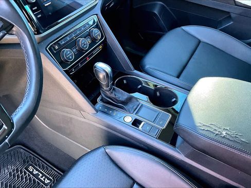 Used 2019 Volkswagen Atlas SEL image 16