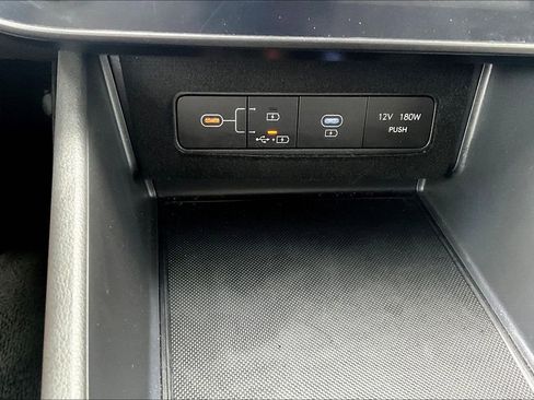 Used 2025 Hyundai Sonata SEL FWD image 17