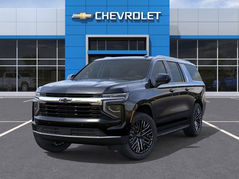 New 2026 Chevrolet Suburban LS image 6