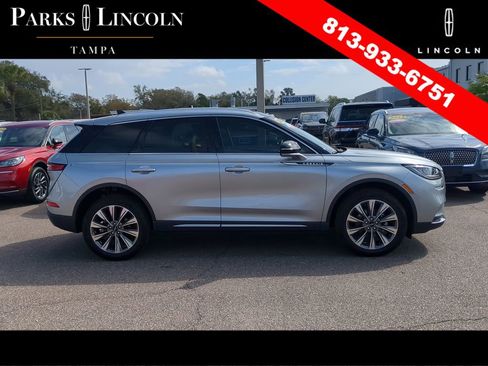 Certified 2022 Lincoln Corsair Reserve w/ Elements Package image 3