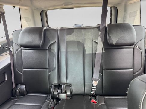 Used 2015 Chevrolet Suburban LTZ AWD/4WD image 18