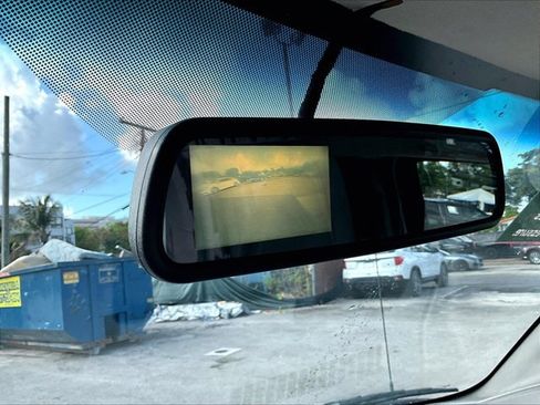 Used 2018 Chevrolet Express 2500 RWD image 22
