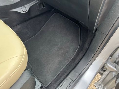 Used 2022 Ford Edge SEL image 8