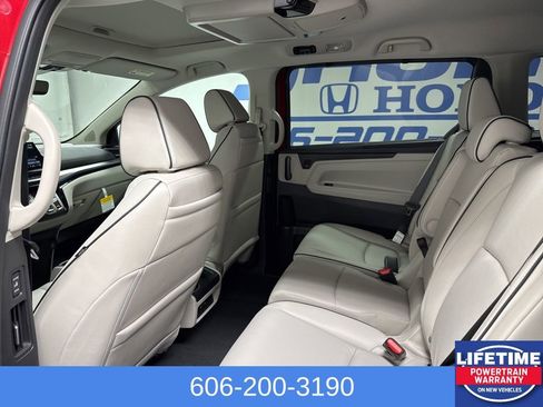 New 2026 Honda Odyssey Touring image 16