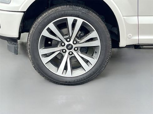 Used 2019 Ford F150 Limited image 29