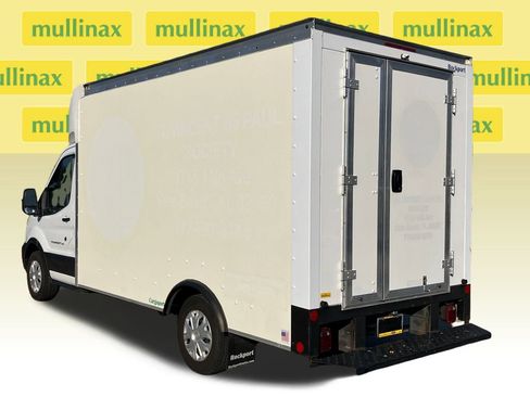 Used 2022 Ford Transit 350 w/ Exterior Upgrade Package image 9